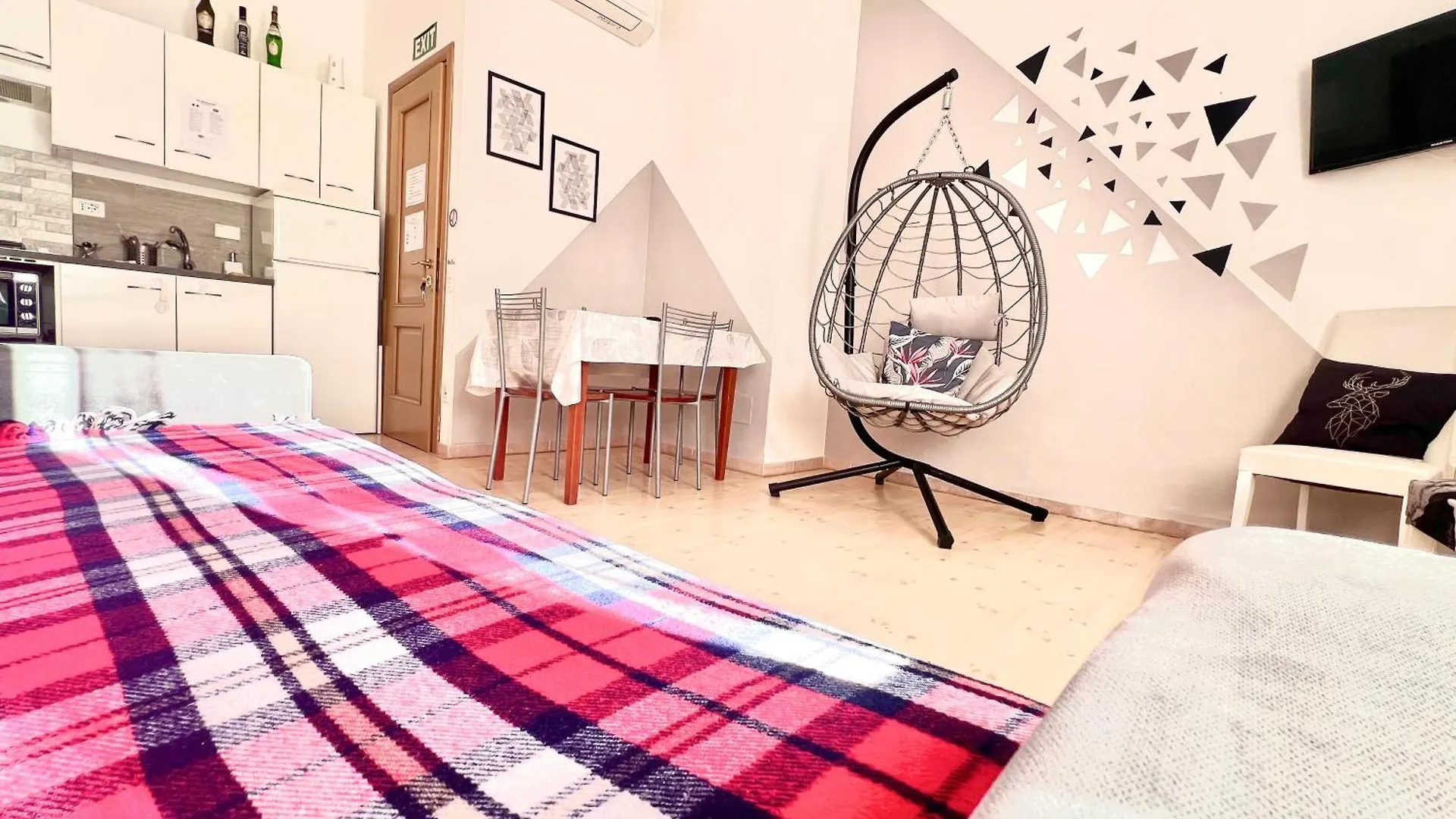 Mia House Roma Daire