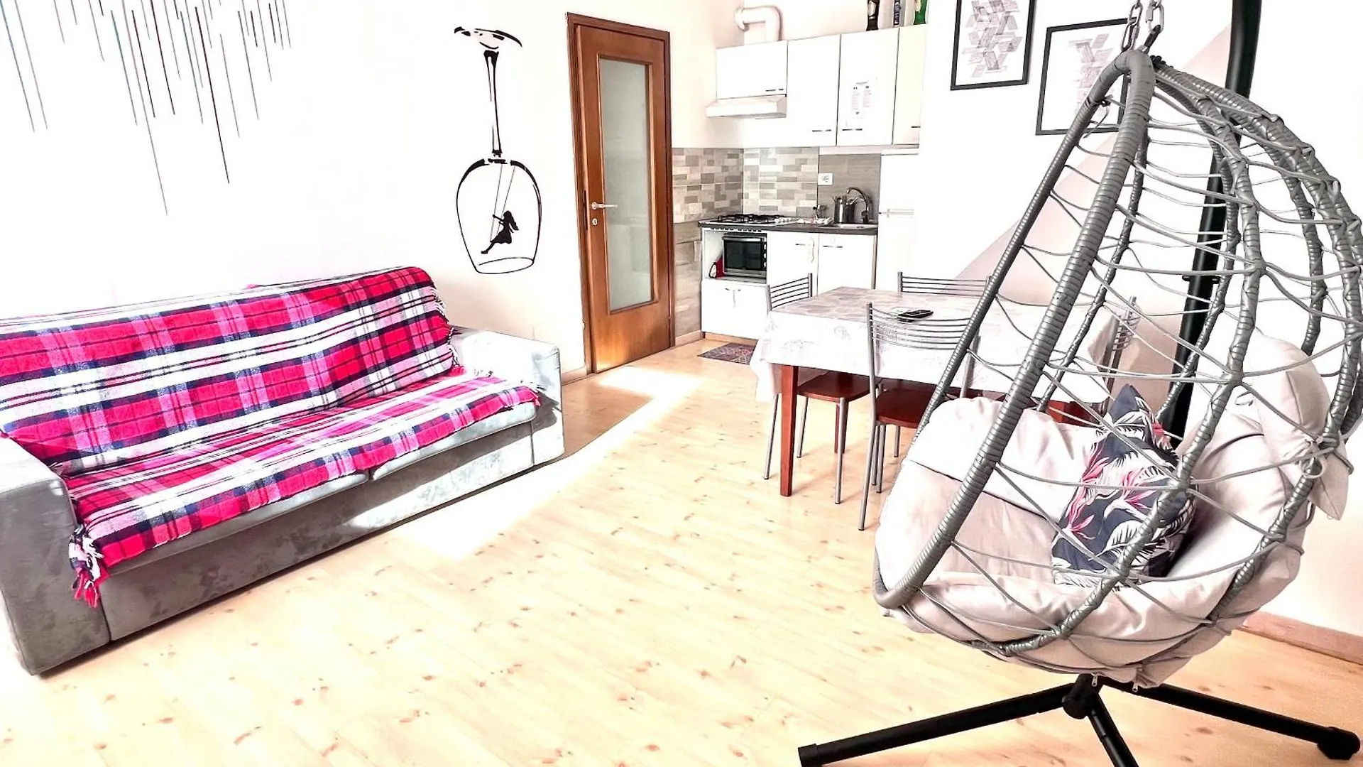 Mia House Roma location
